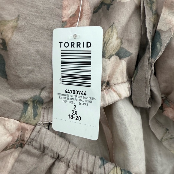 Torrid Festi Floral Halter Maxi Dress Ruffles Size 2 (18-20) Cottagecore Easter - Picture 8 of 9